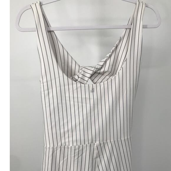 WeWoreWhat White Black Pinstripe Twist Cutout Bodysuit Romper XL - Picture 5 of 8